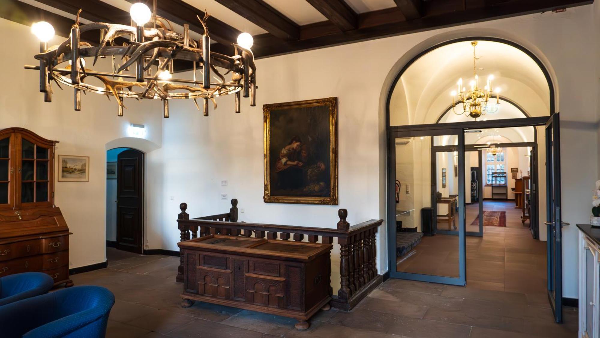 Hotel Schloss Hoehnscheid Bad Arolsen Extérieur photo