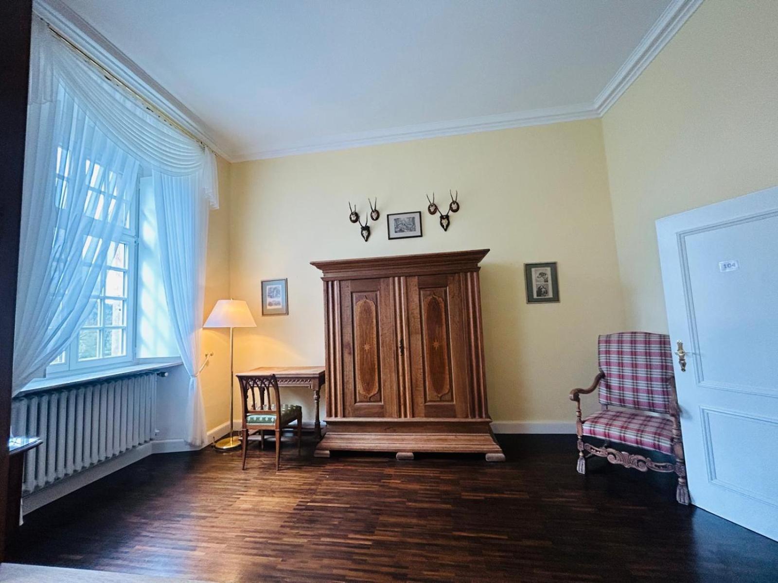 Hotel Schloss Hoehnscheid Bad Arolsen Extérieur photo