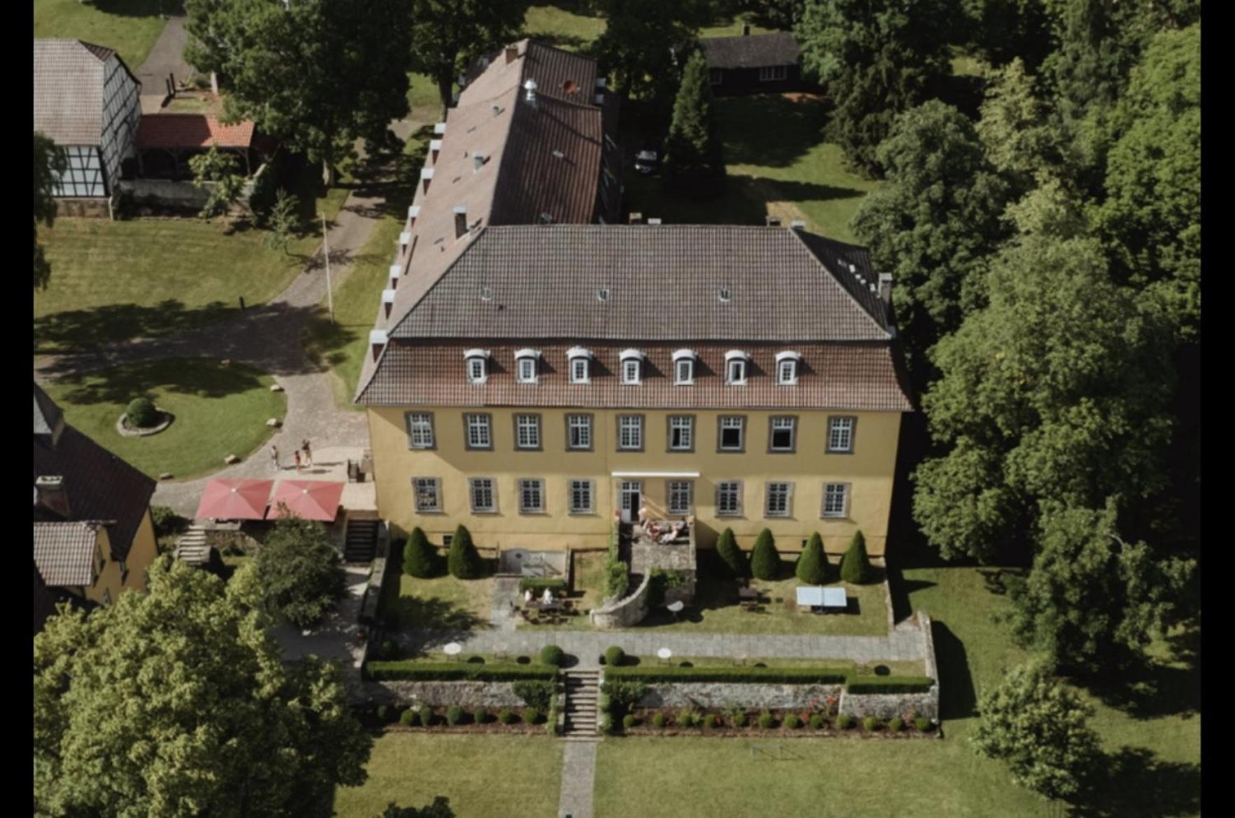 Hotel Schloss Hoehnscheid Bad Arolsen Extérieur photo